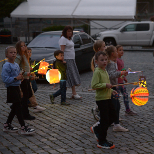 Předjarmareční lampionový průvod